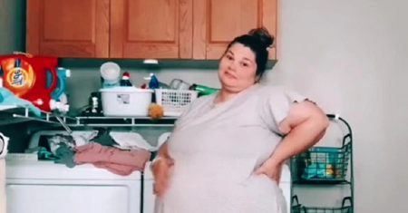 "To nie ciąża, po prostu jesteś gruba". Hejt na mamę plus size