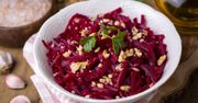 Ciocia pokazała mi, co dodać do buraczków. Teraz taką sałatkę robię kilka razy w tygodniu
