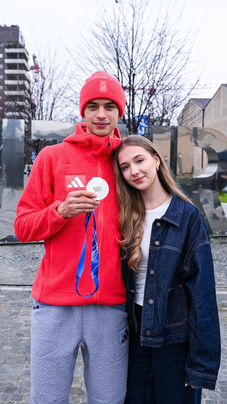 Władimir Semirunnij z dziewczyną