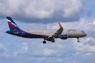 Dziurawe sankcje nie zdusiły rosyjskiego lotnictwa. Rosjanie znaleźli na nie sposób