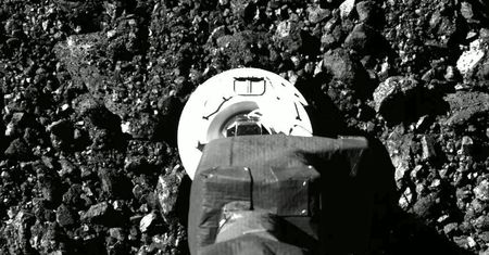 Sonda OSIRIS-REx z nową misją. Poleci w kierunku planetoidy Apophis