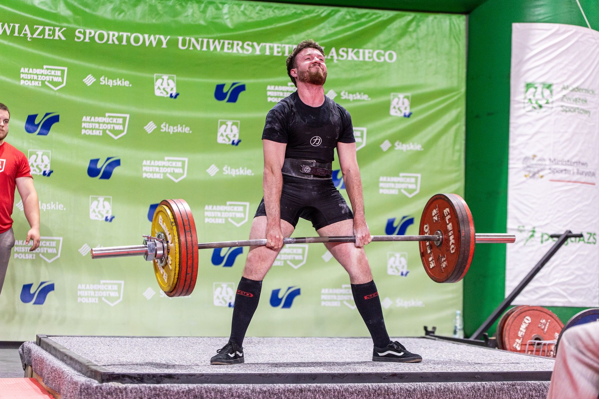 TOMASZ SERWIAK