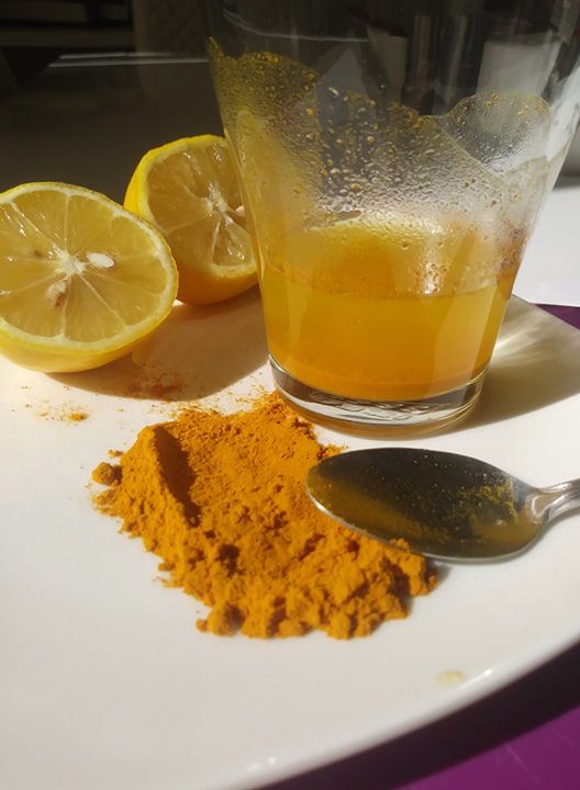 Shoty z kurkumą łatwo przygotować 