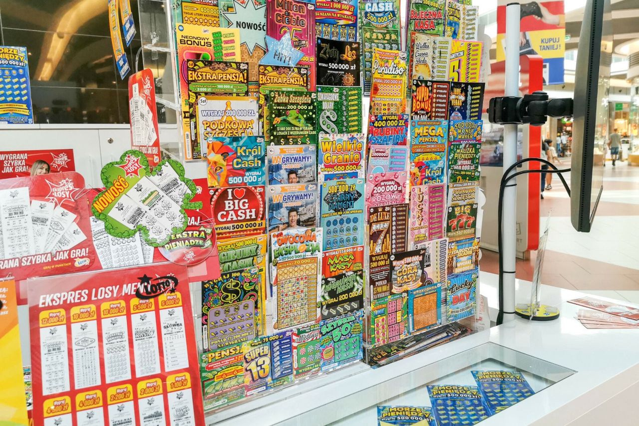 Kolejna szczęśliwa zdrapka. Wydał 30 zł i zgarnął miliony