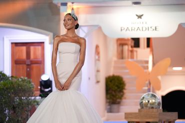 "Hotel Paradise" 