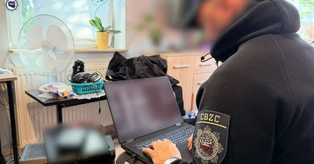 Paraliżowali instytucje fałszywymi alarmami. Badany wpływ obcych służb
