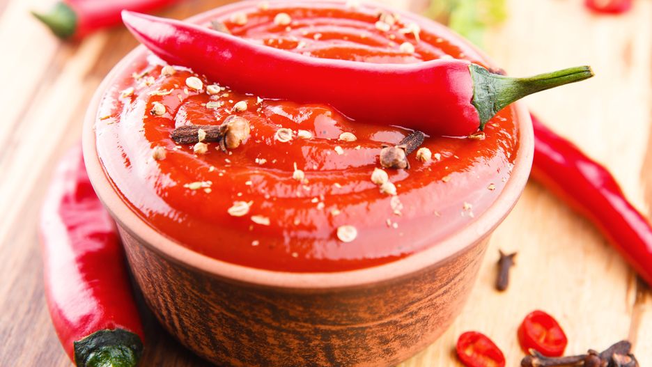 Sos sriracha jest bardzo uniwersalny 