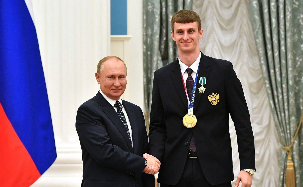 In the photo: Vladimir Putin and Władysław Larin (Wikipedia/CCA 4.0/Ria Novosti)