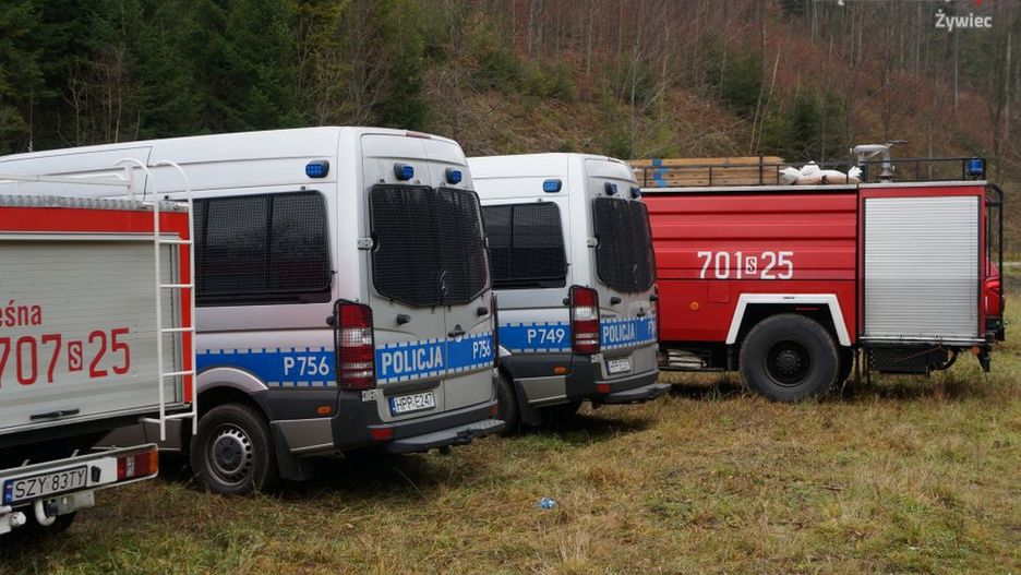Żywiec. W poszukania nastolatków zaangażowani byli policjanci i strażacy.