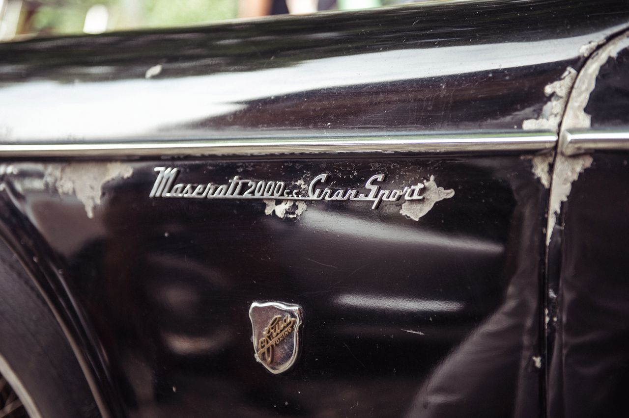 Detal samochodu Maserati A6G/2000 Gran Sport z 1956 r. pochodzącego ze słynnej kolekcji Baillon.