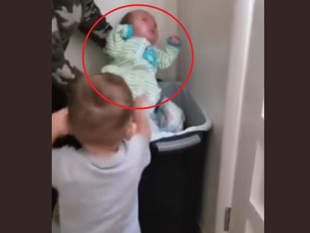 Chciał wyrzucić niemowlę do śmietnika. "Miejcie go na oku"