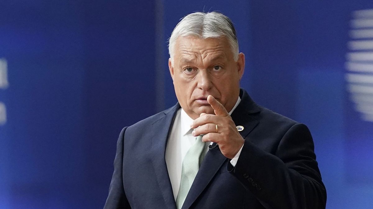 BRUSSELS, BELGIUM - JUNE 26:  Prime Minister of Hungary Viktor Orban arrives at European Counci on June 26, 2025 in Brussels, Belgium. Leaders from the European Union are meeting in Brussels to discuss the ongoing conflicts in Ukraine and the Middle East, as well as migration and European defence and security. (Photo by Pier Marco Tacca/Getty Images)