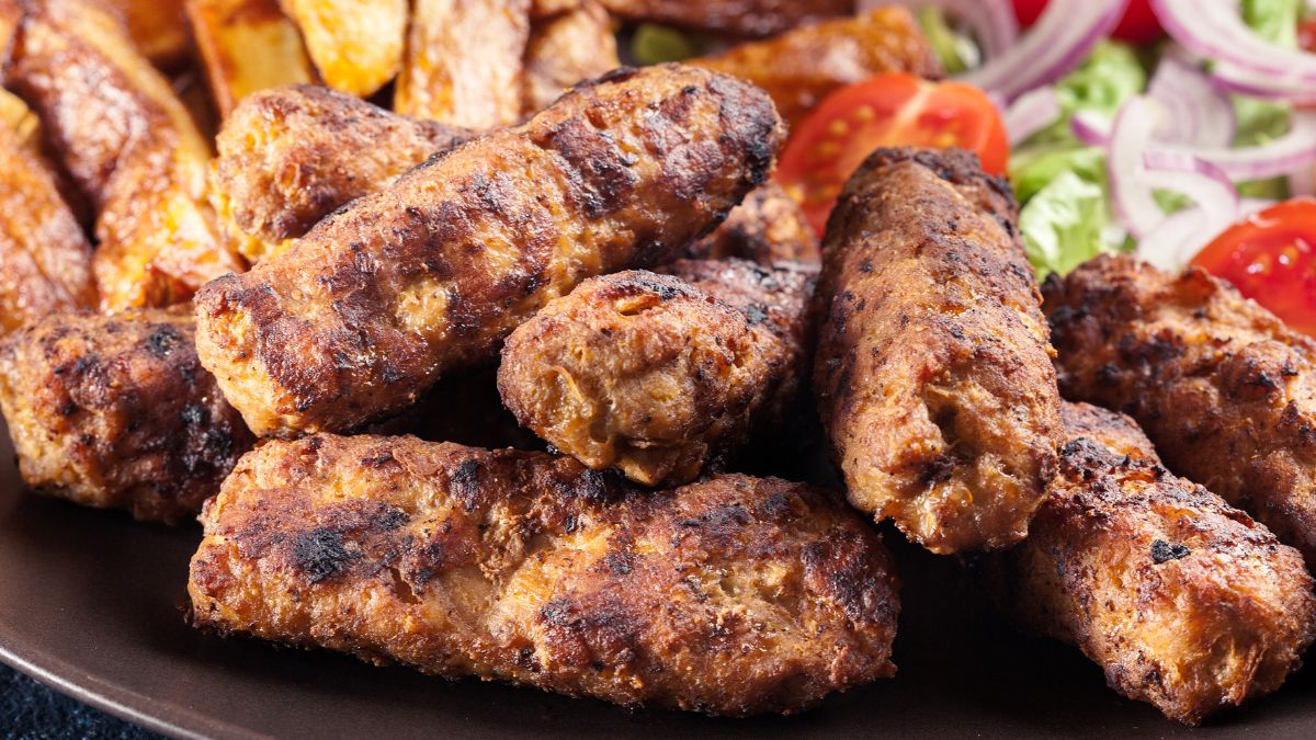 Bałkańskie kotleciki z mięsa mielonego 