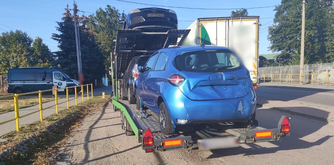 Kierowca wiózł auta z Holandii na Litwę
