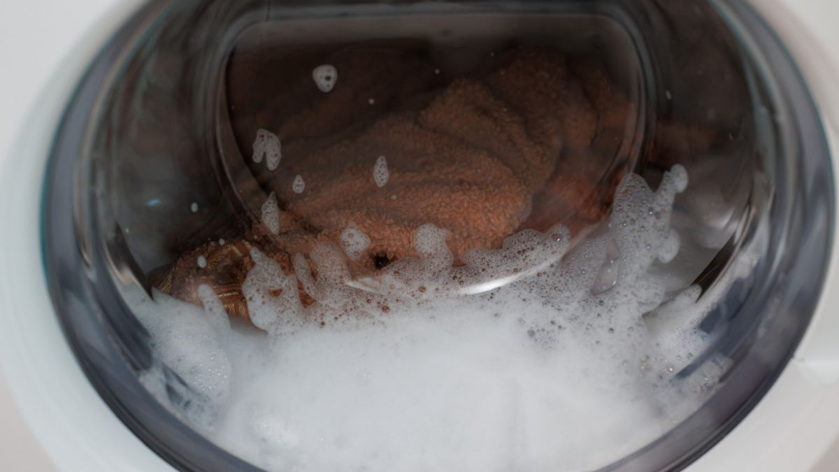 Ukryty guzik w pralce pomoże otworzyć zablokowane drzwiczki