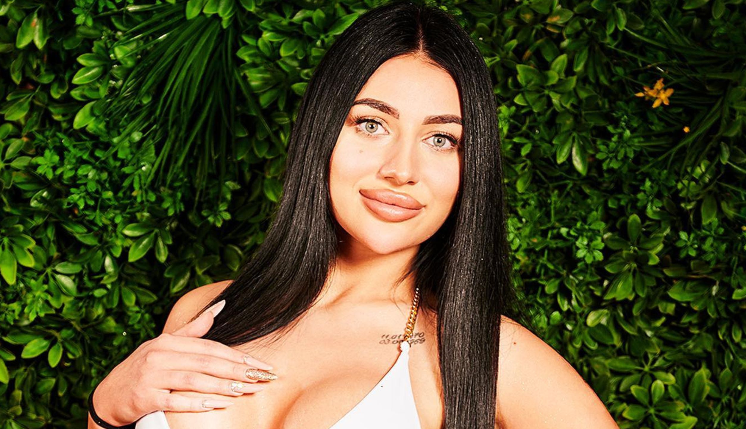 Julia z "Love Island"