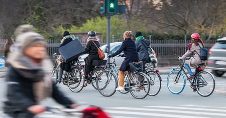 Bogaty europejski kraj stopniowo podnosi wiek emerytalny. Celem jest 70. rok życia