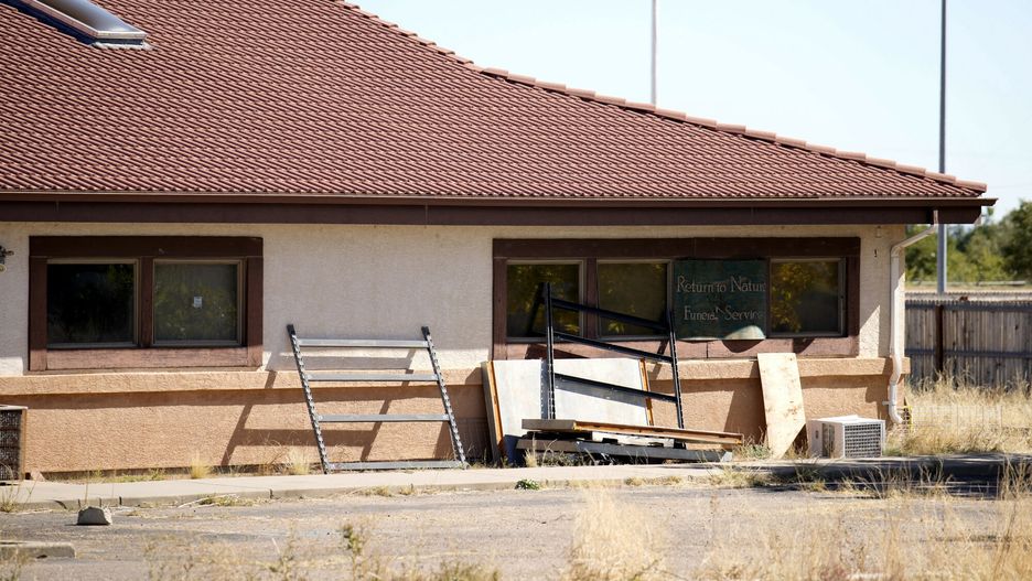 Dom pogrzebowy Return to Nature
