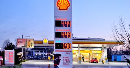 Tańsze paliwo na wakacje. Promocja już trwa