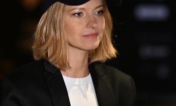 Odkryła guz w piersi w swoje urodziny. "Usłyszałam, że natychmiast muszę zgłosić się do lekarza"