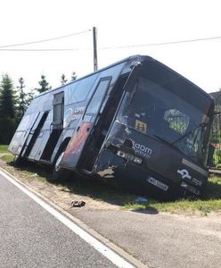Wypadek autokaru z dziećmi koło Radomia. Są ranni
