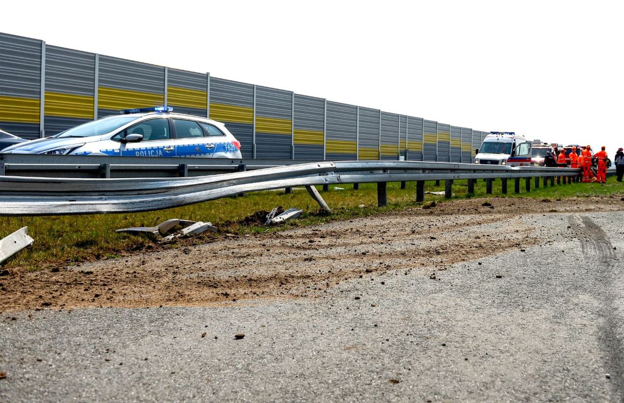 Czerniewice. Wypadek na S8. Kierowca wjechał pod prąd. Zginął po zderzeniu z innym autem