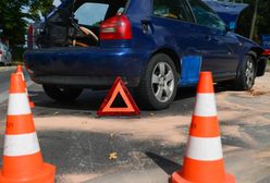 Niebezpieczny wypadek na DW 728 pod Jędrzejowem. Ranne 8-miesięczne dziecko