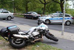 Samochód potrącił policjanta-motocyklistę na sygnale