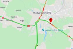 Skarżysko-Kamienna. Wypadek na DK42. Kobieta z dzieckiem potrącona na pasach