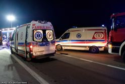 Bydgoszcz. Czołowe zderzenie autobusów nocnych. 12 osób rannych