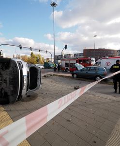 Łódź. 2 policjantów rannych w zderzeniu radiowozu z samochodem osobowym
