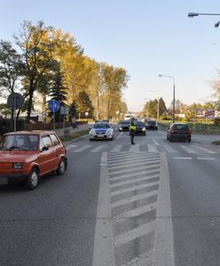 97-latek potrącił maluchem pieszych. Wjechał na pasy