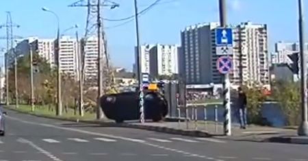 #dziejesiewmoto: poślizg mustangiem, miniaturowa terenówka i wyprawa do Afryki
