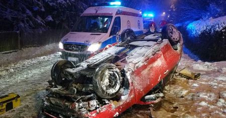 Nastoletni kierowca zginął na oblodzonej drodze