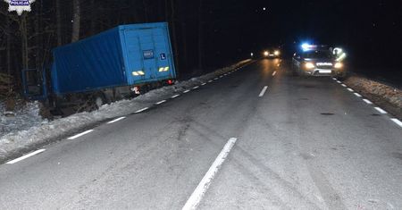 Auto nauki jazdy rozbite w Sawinie. Instruktor w szpitalu