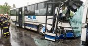 Kujawsko-pomorskie: autobus zderzył się czołowo z ciężarówką. Są ranni
