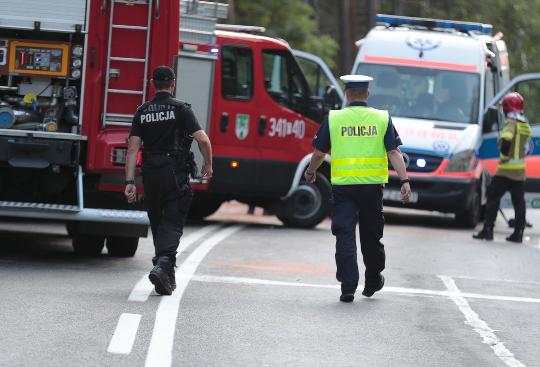 Dąbrowa. Policja wyjaśnia okoliczności zderzenia trzech ciężarówek (zdj. ilustracyjne)