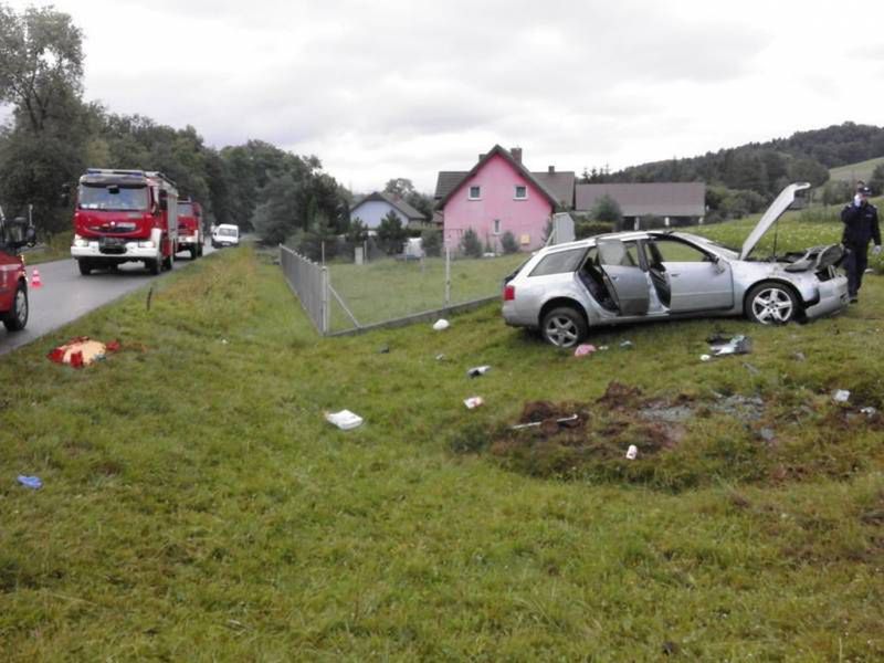 Śmierć 18-latki pod Nowym Sączem. Kierowca uciekł