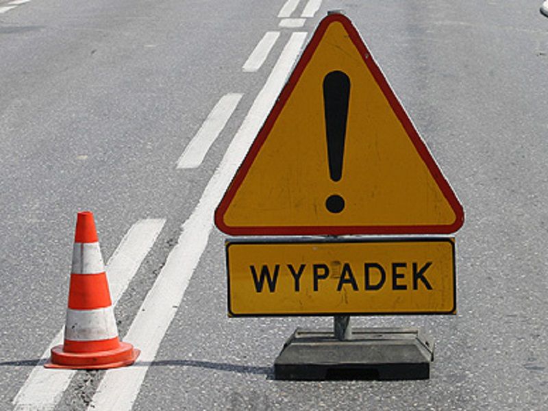 Wypadek na A1. Jedna osoba nie żyje, 5 rannych