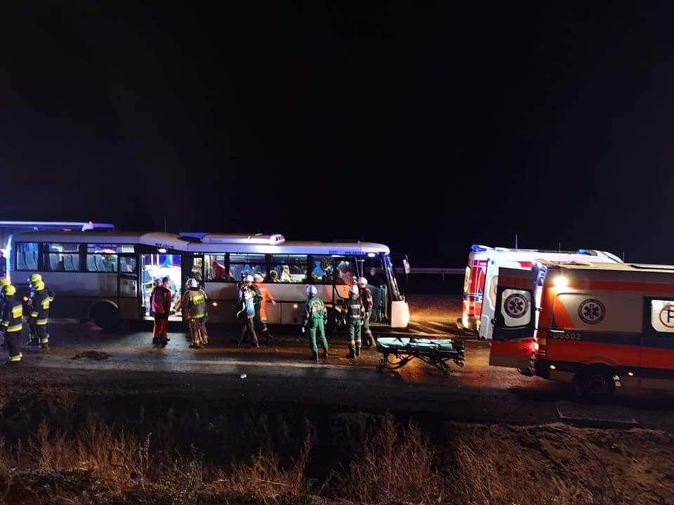 Tragiczny wypadek na S3. Jedna osoba nie żyje, ponad 20 w szpitalach