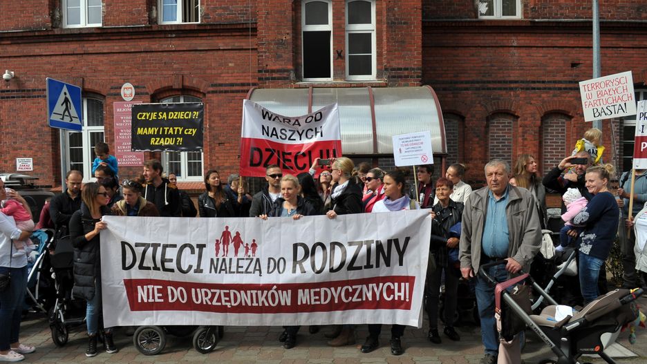 Protest poparcia dla rodziców noworodka