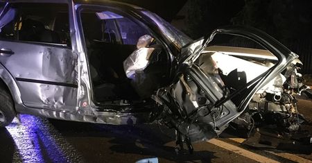 Zakopane. Volkswagen na dwóch płotach w Bukowinie Tatrzańskiej. Są ofiary