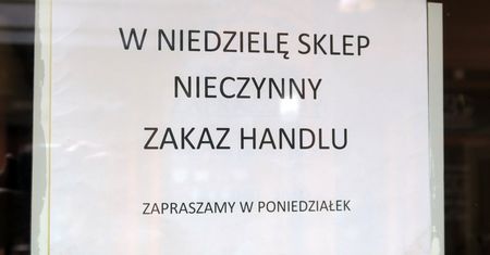 Zakaz handlu. Polacy przyzwyczaili się do tego i zostanie z nami na długo