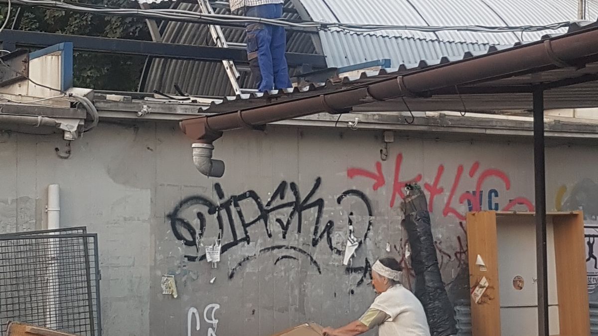 Władze miast są obojętne na apele klientów bazarków