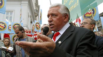 Szef Samoobrony Andrzej Lepper podczas pikiety