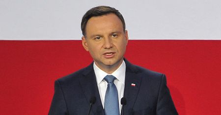 Andrzej Duda podpisał ustawę zaostrzającą kary za przestępstwa wobec dzieci