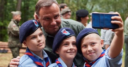 Newsweek: Czy prezydent odzyska twarz?