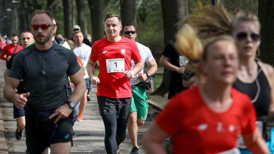 Kalendarz spotkań prezydenta Andrzeja Dudy rozminął się z konwencją wyborczą PiS
