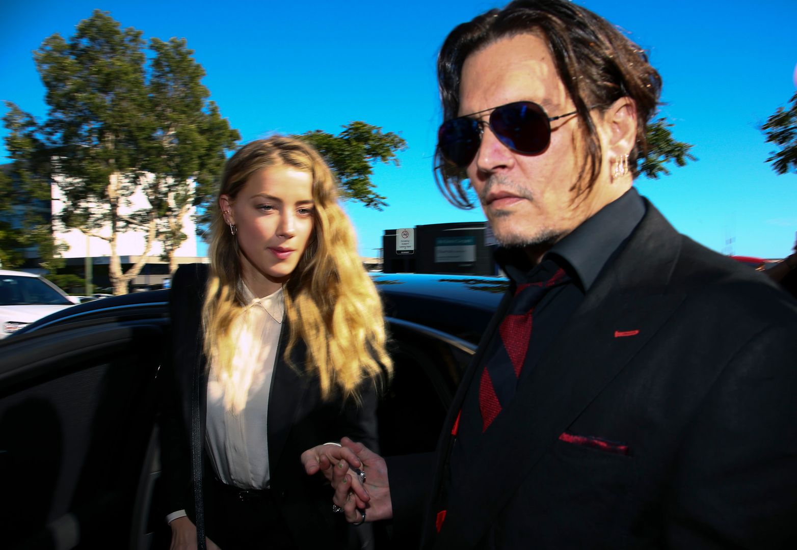 Johnny Depp ma sądowy zakaz zbliżania się do żony