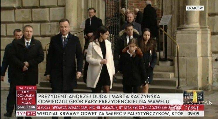 Andrzej Duda i Marta Kaczyńska na Wawelu/źródło:TVP Info